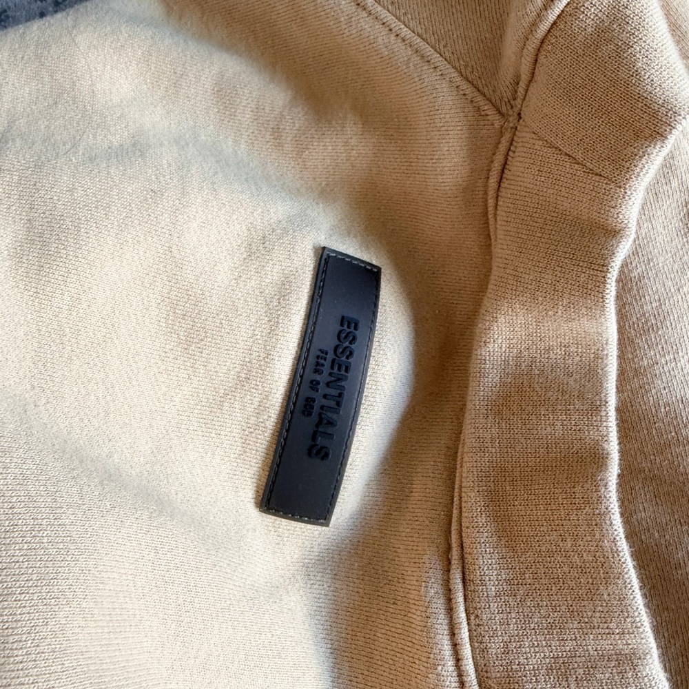 Essentials Sweatshirt - image 3